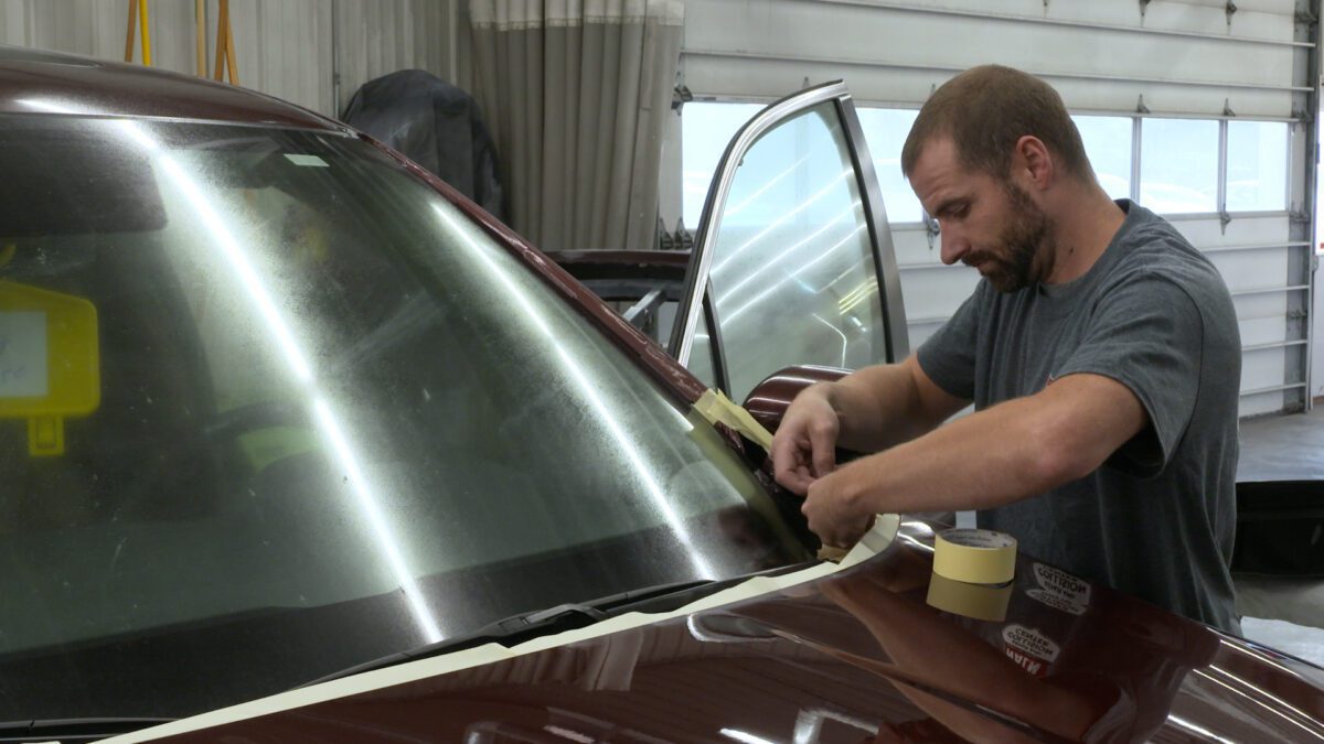 Auto Body Repair Windshield Repair Waln Repair